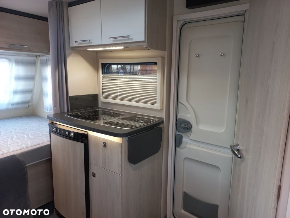 Sterckeman 390 CP Starlett Comfort, Markiza, Bagażnik na rowery - 16