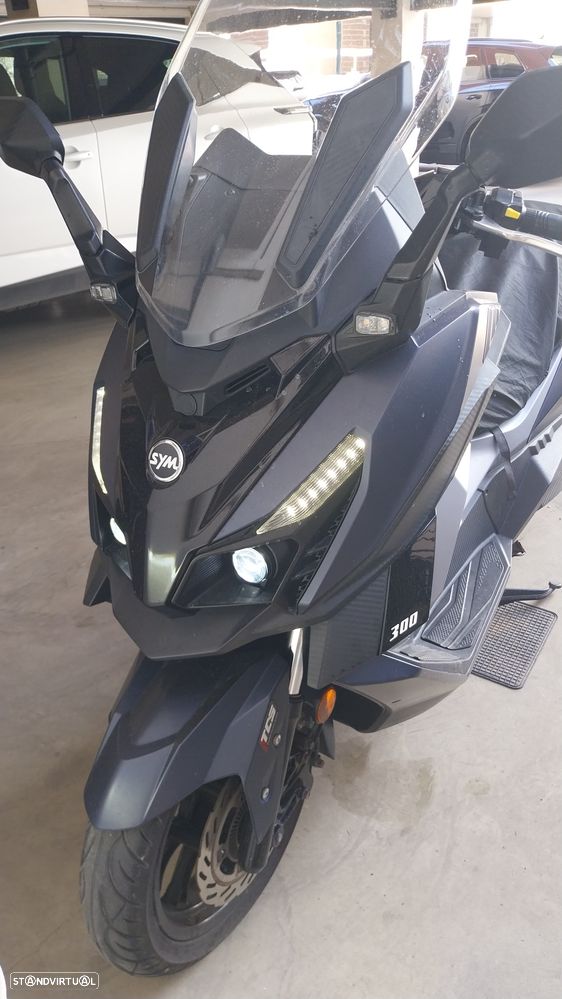 Sym Cruisym - 4