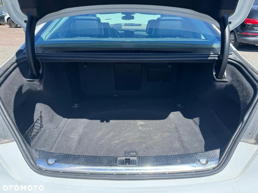 Audi A8 3.0 TFSI Quattro tiptronic Langversion - 26