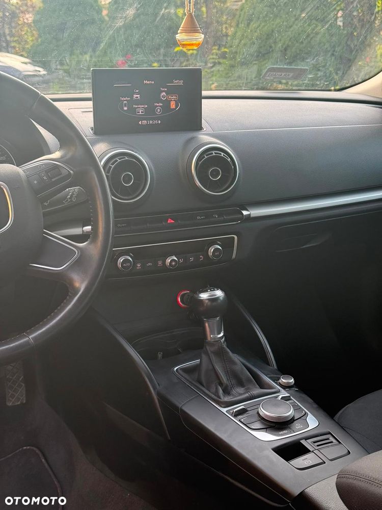 Audi A3 Sportback 1.6 TDI Ambiente - 7