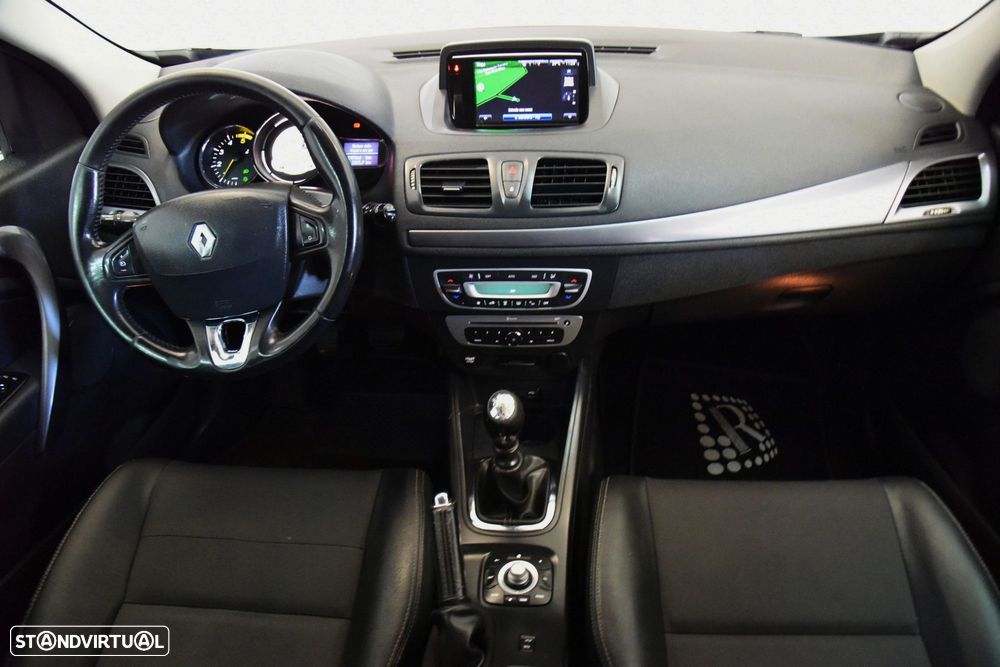 Renault Mégane 1.5 dCi Dynamique SS - 13