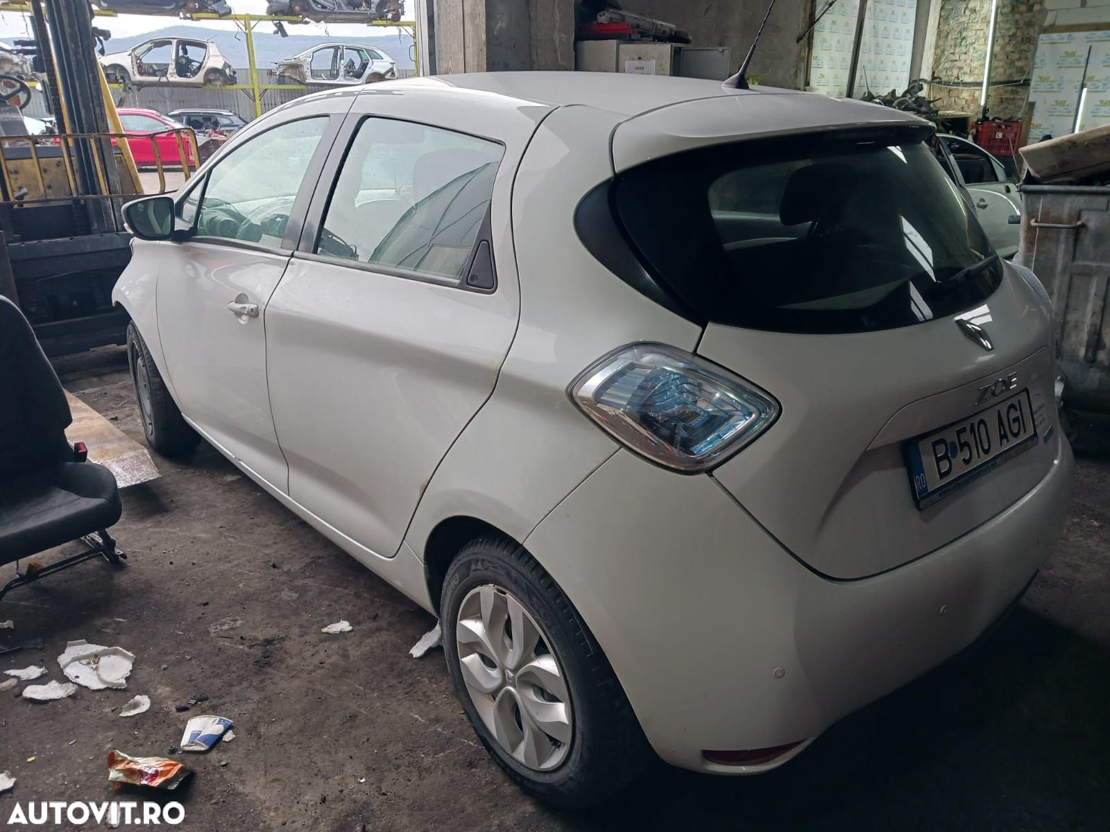 Broasca dreapta spate 825029017R Renault Zoe 1 [2012 - 2020] 5AQ601 - 6