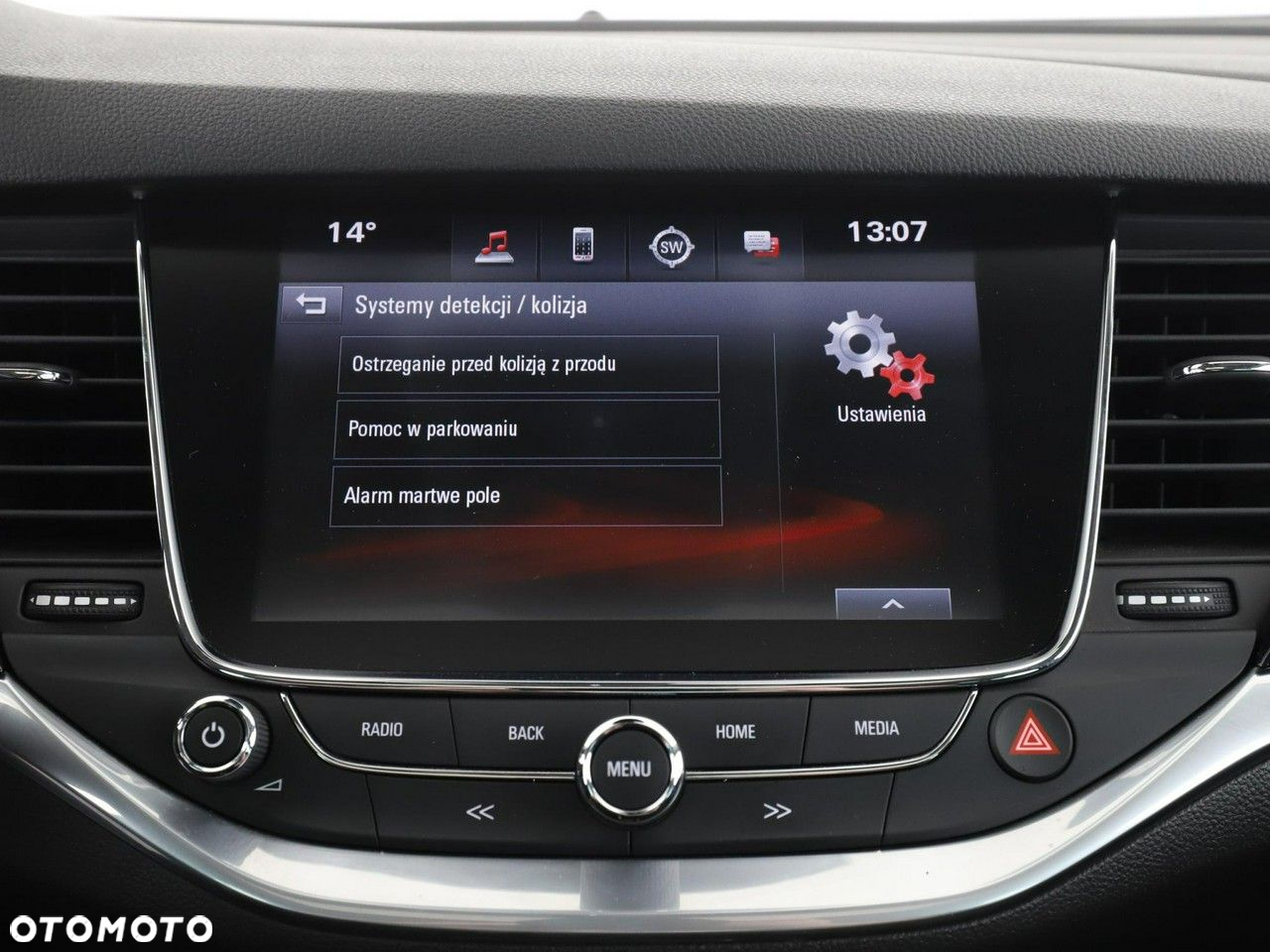 Opel Astra 1.4 Turbo Innovation - 27