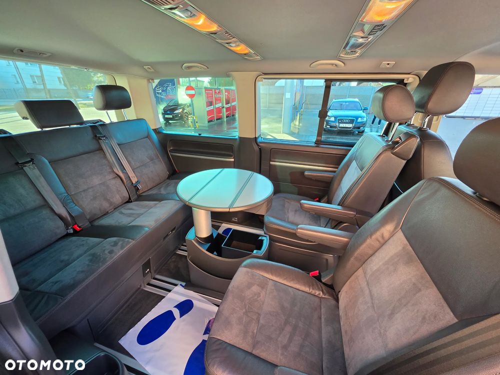 Volkswagen Multivan - 4