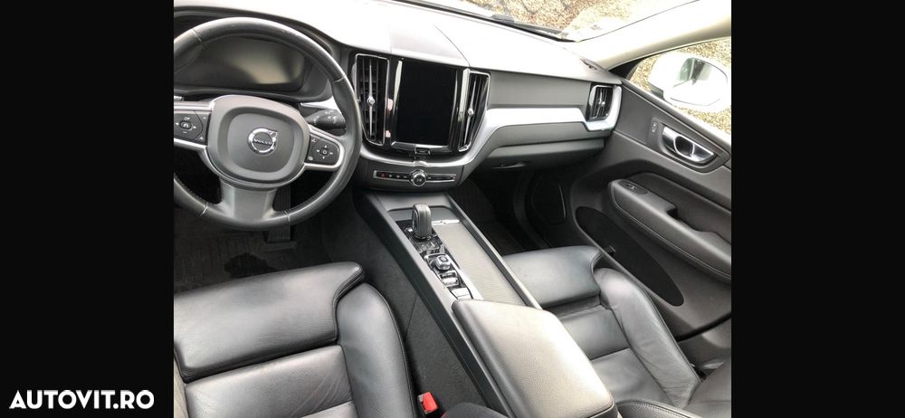 Volvo XC 60 B4 D AWD Geartronic Momentum Pro - 7