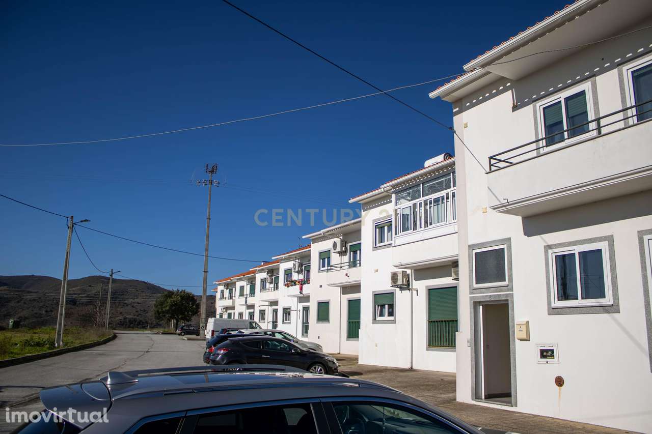 Moradia moderna | 3 pisos | Vila Nova Foz Côa - Grande imagem: 3/60