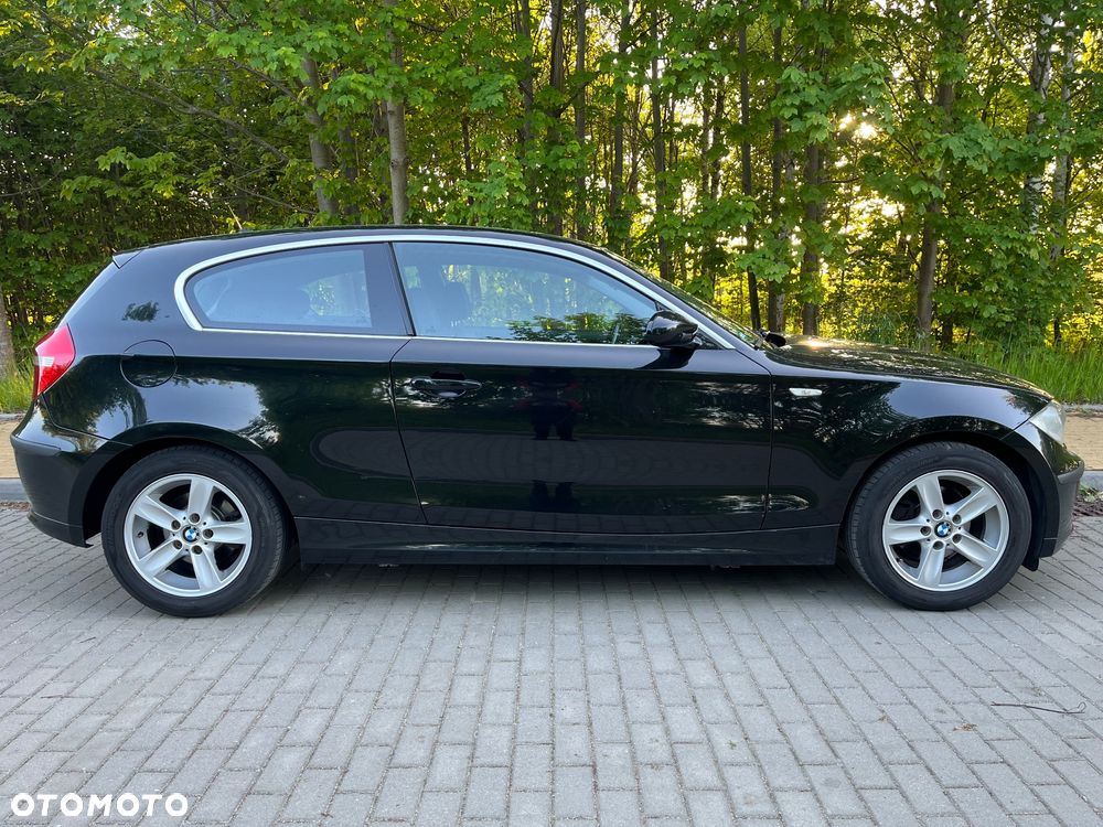 BMW Seria 1 116i - 4