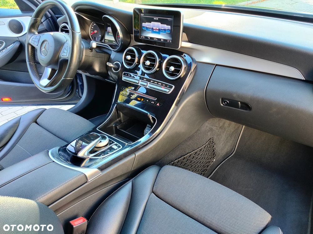 Mercedes-Benz Klasa C 180 7G-TRONIC Exclusive - 9