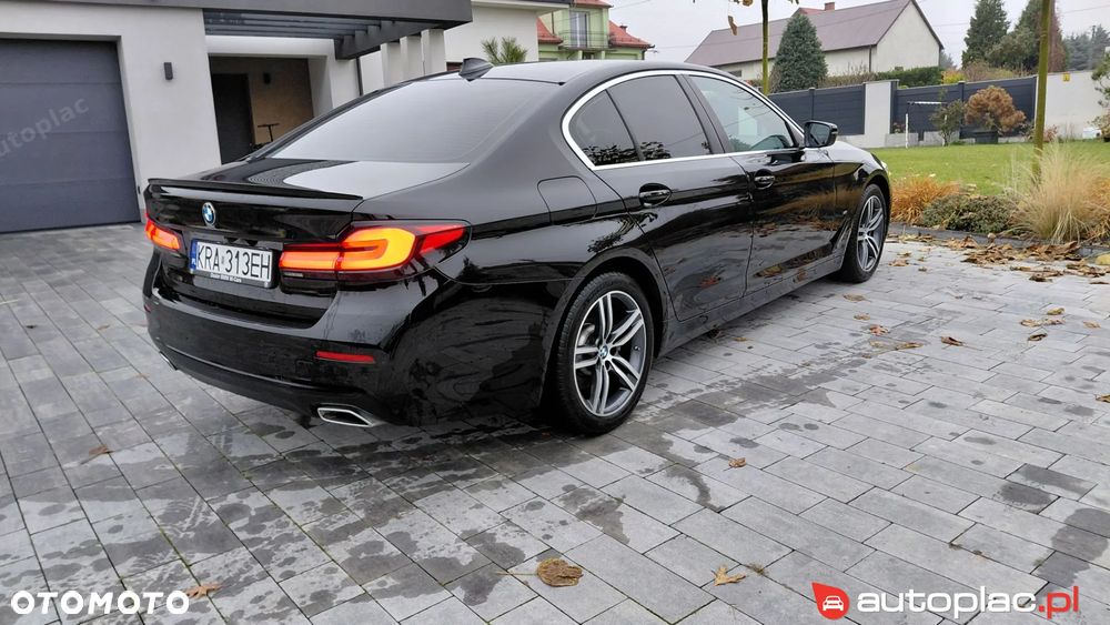 BMW Seria 5 518d Luxury Line sport - 13
