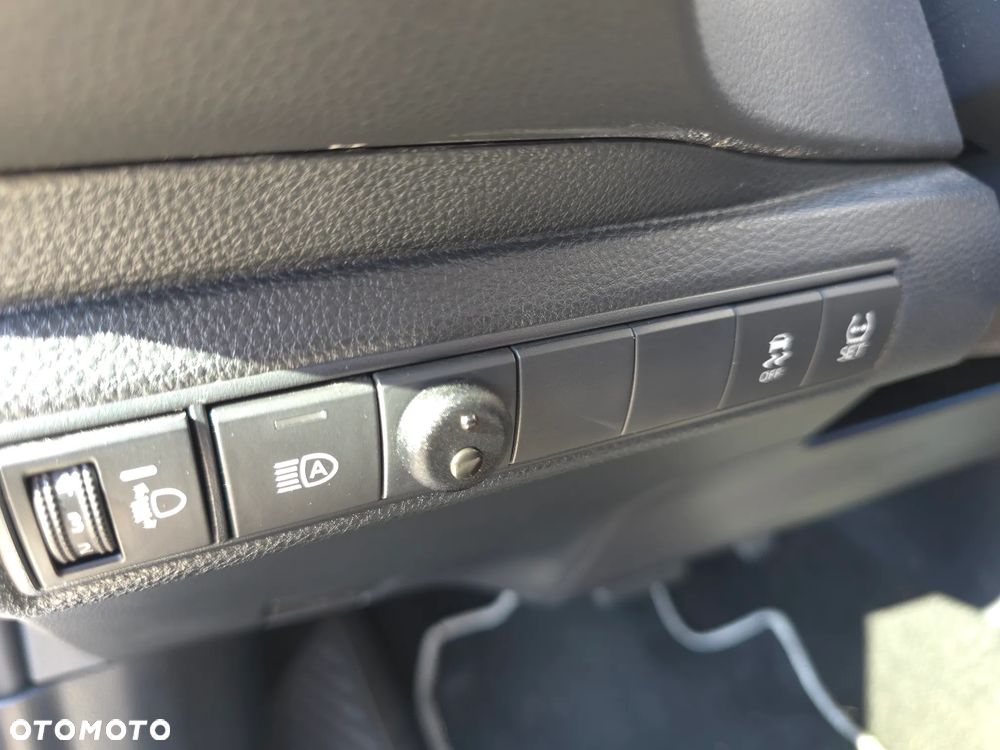 Toyota Corolla 1.8 Hybrid Comfort - 20