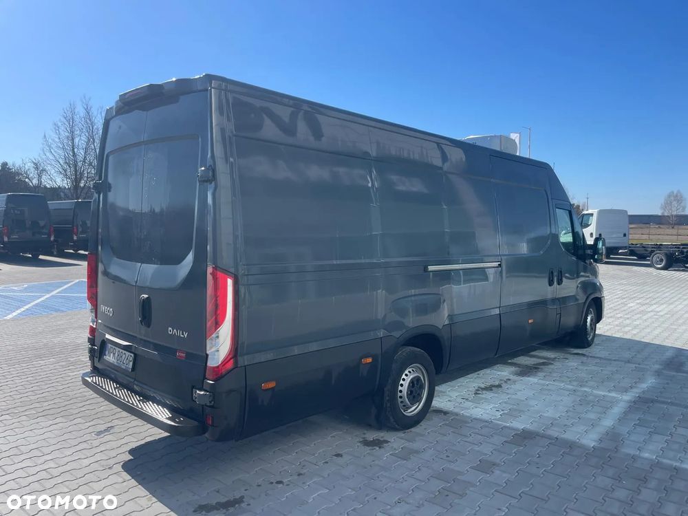 Iveco 35S18V Izoterma Furgon Maxi - 5