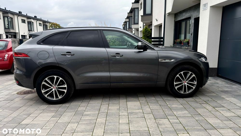 Jaguar F-Pace 2.0 i4D AWD R-Sport - 9