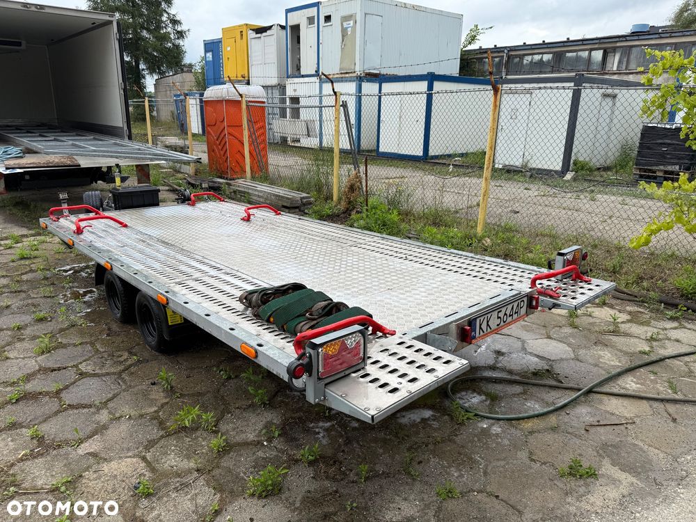 Lorries S222 - 3