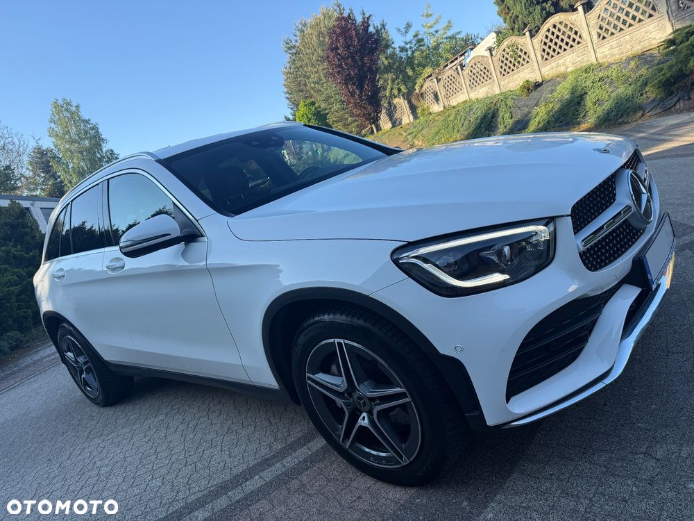 Mercedes-Benz GLC 200 4Matic 9G-TRONIC AMG Line Plus - 3