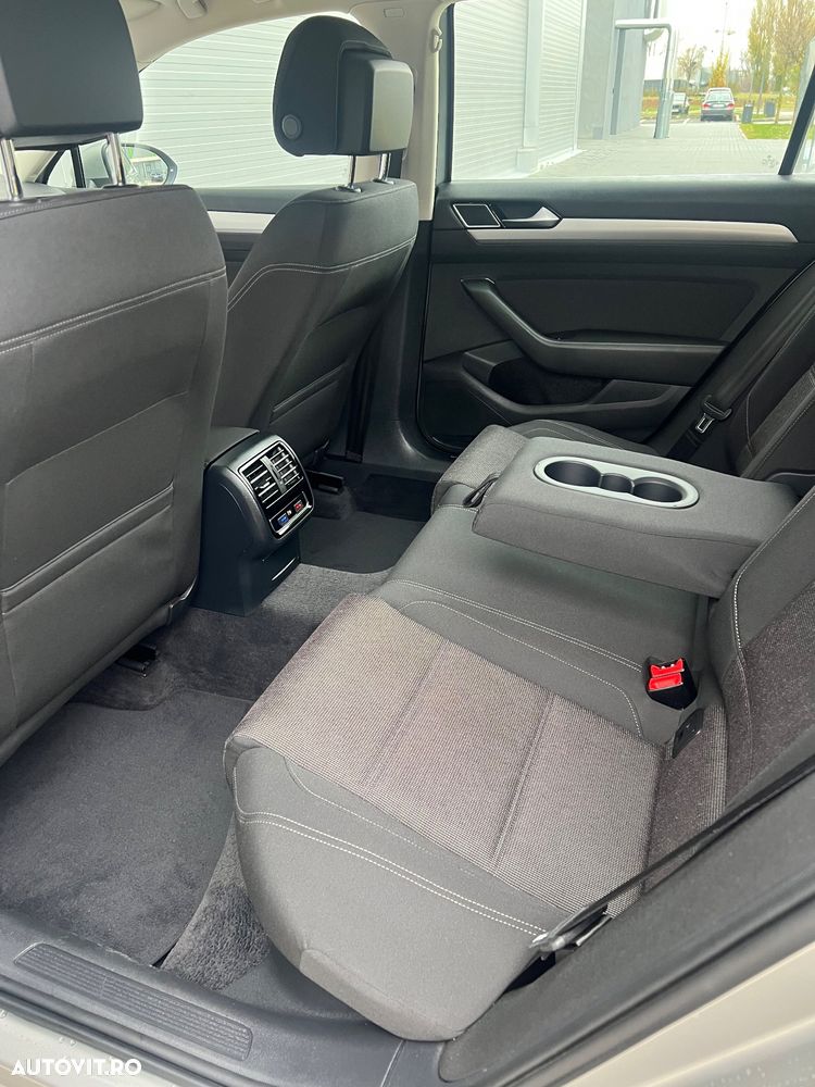 Volkswagen Passat Variant 2.0 TDI (BlueMotion Technology) Comfortline - 5