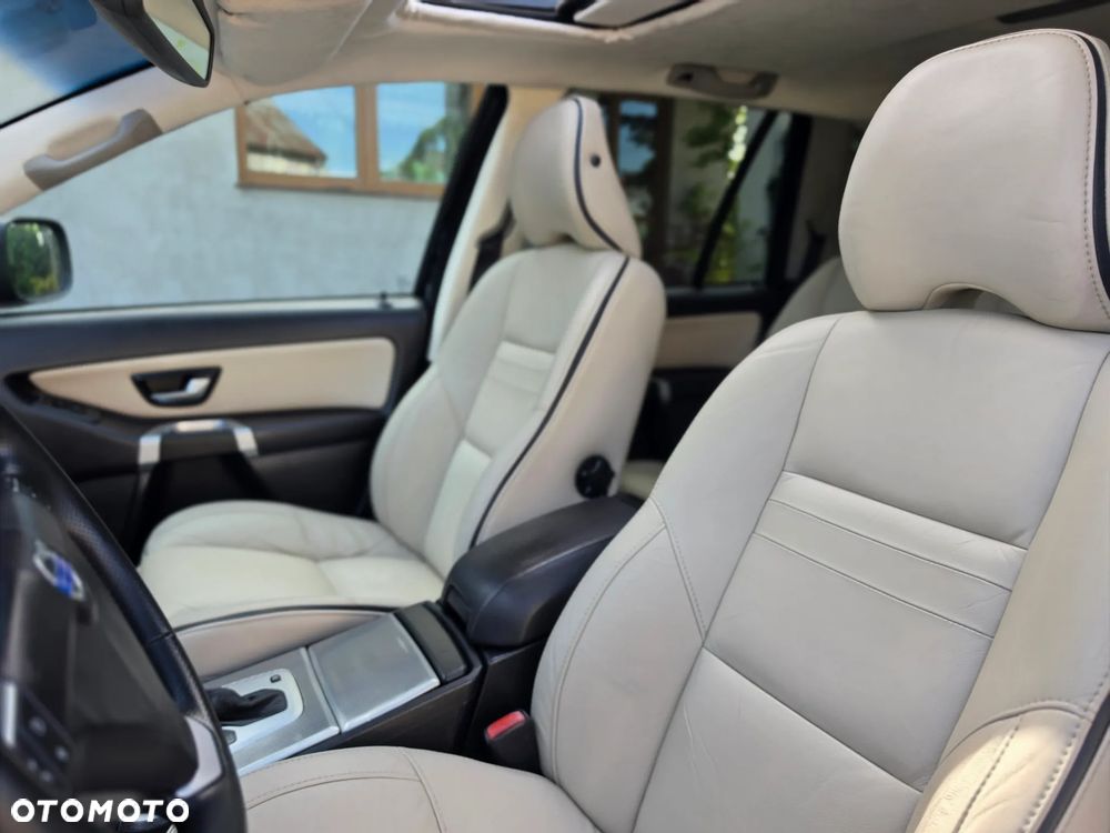 Volvo XC 90 - 20