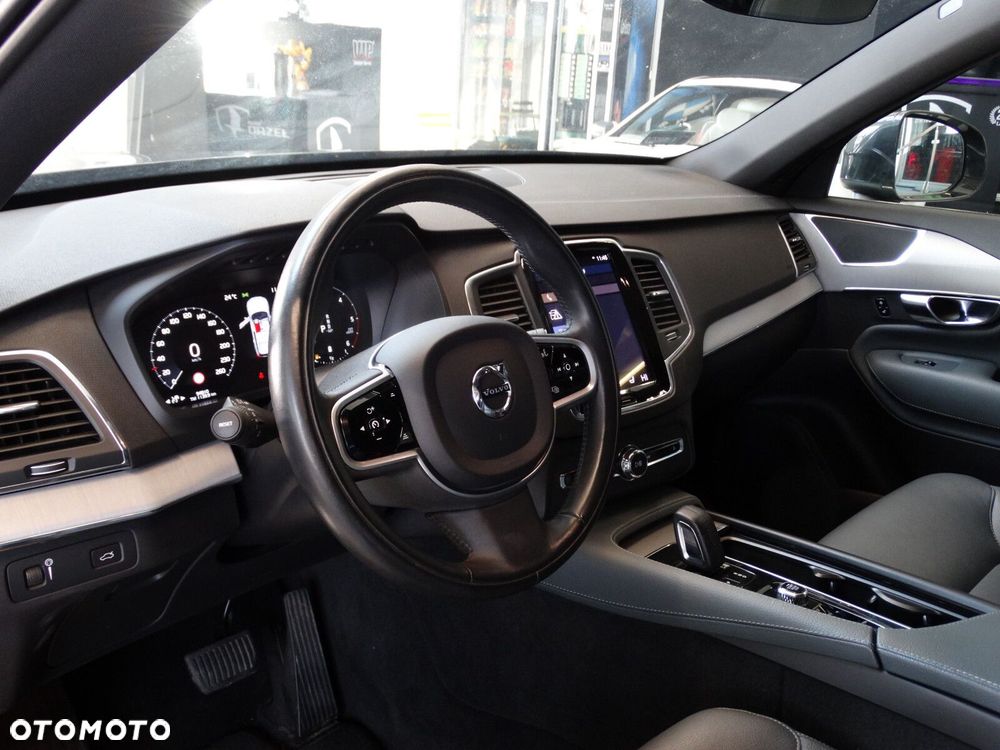 Volvo XC 90 - 10