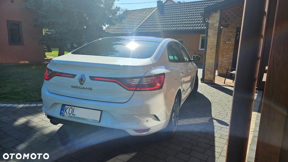 Renault Megane 1.6 SCe Intens - 8