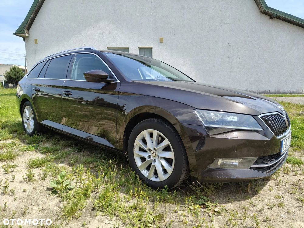 Skoda Superb 2.0 TDI 4x4 Style DSG - 33