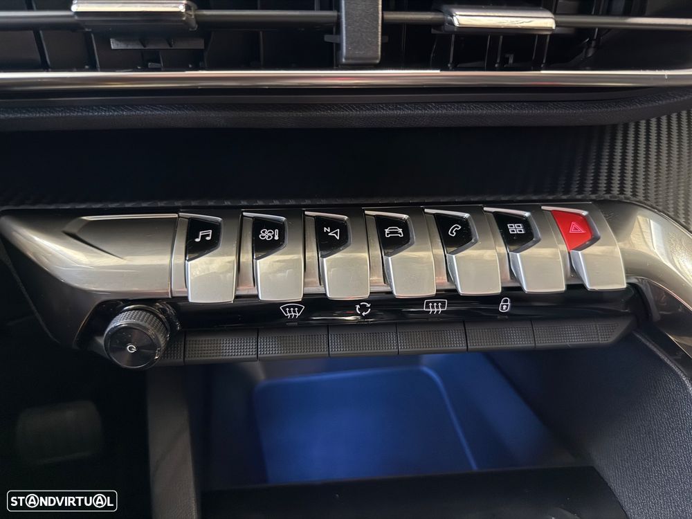 Peugeot 3008 BlueHDi 130 Stop & Start EAT8 Allure - 26