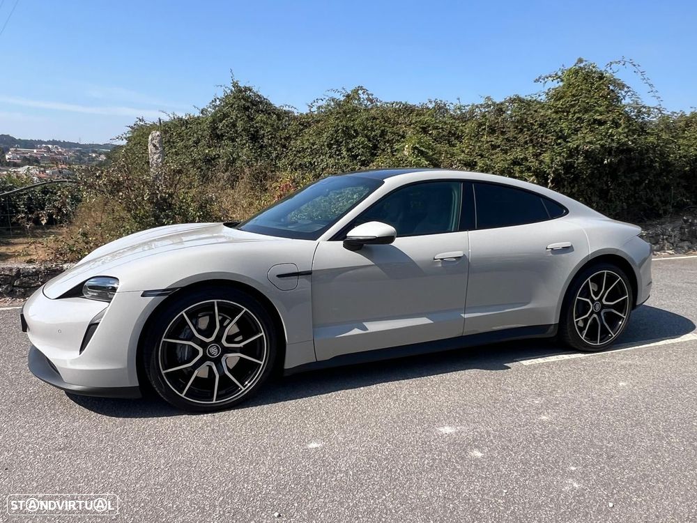 Porsche Taycan Standard - 4