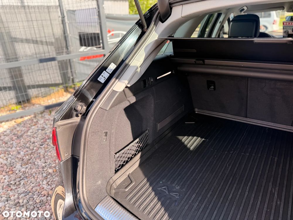 Audi A4 Avant 2.0 TDI ultra S tronic - 25