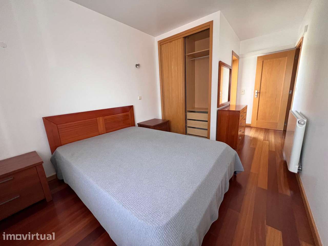 Apartamento T2 com terraço e garagem em Coimbra - Grande imagem: 2/19