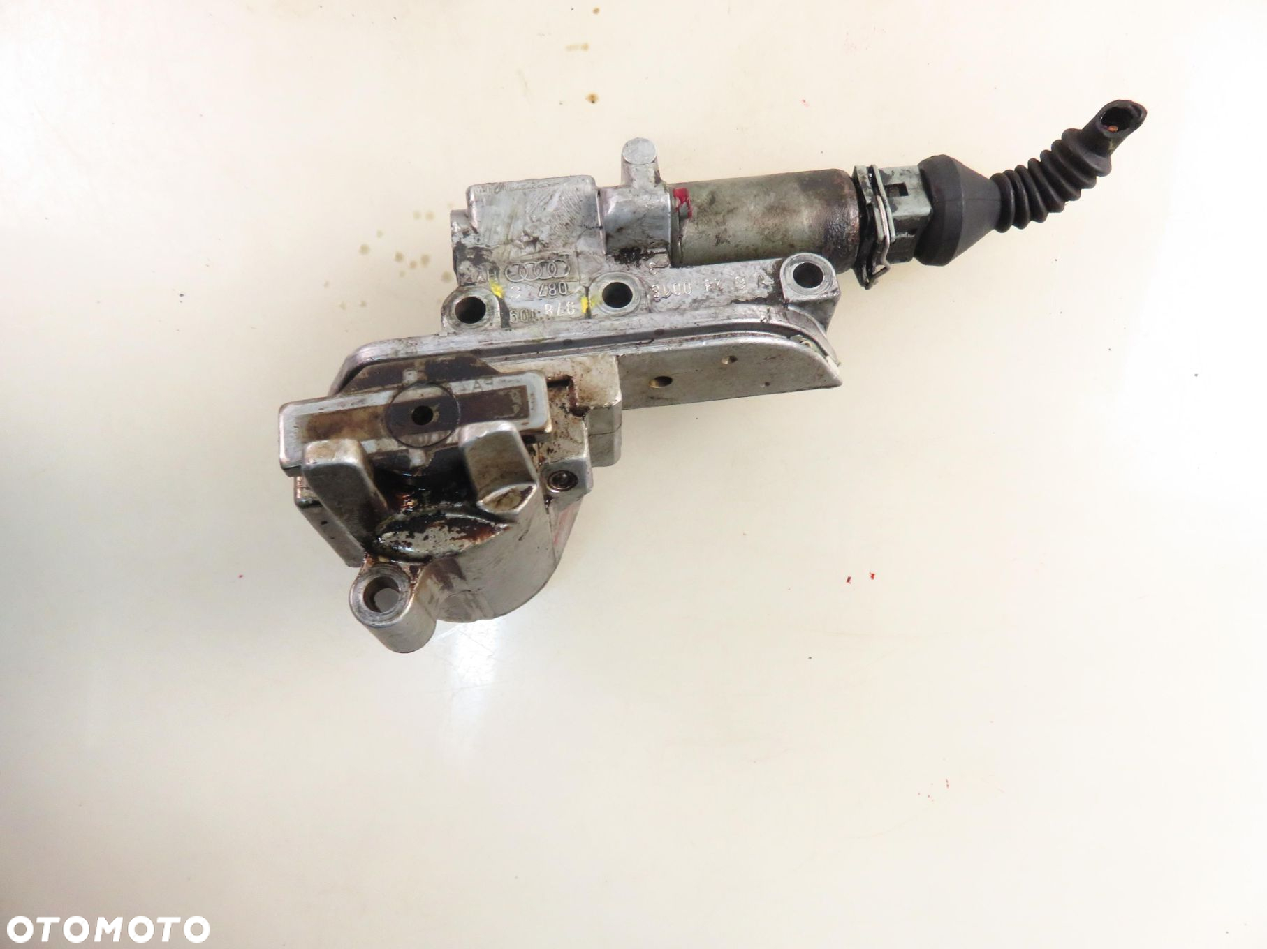 NAPINACZ ŁAŃCUCHA AUDI A6 (4B2, C5) 2.8 quattro - ACK 078109087C - 5