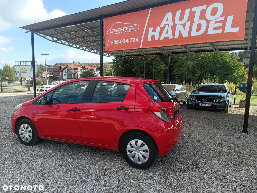 Toyota Yaris 1.0 Premium - 1