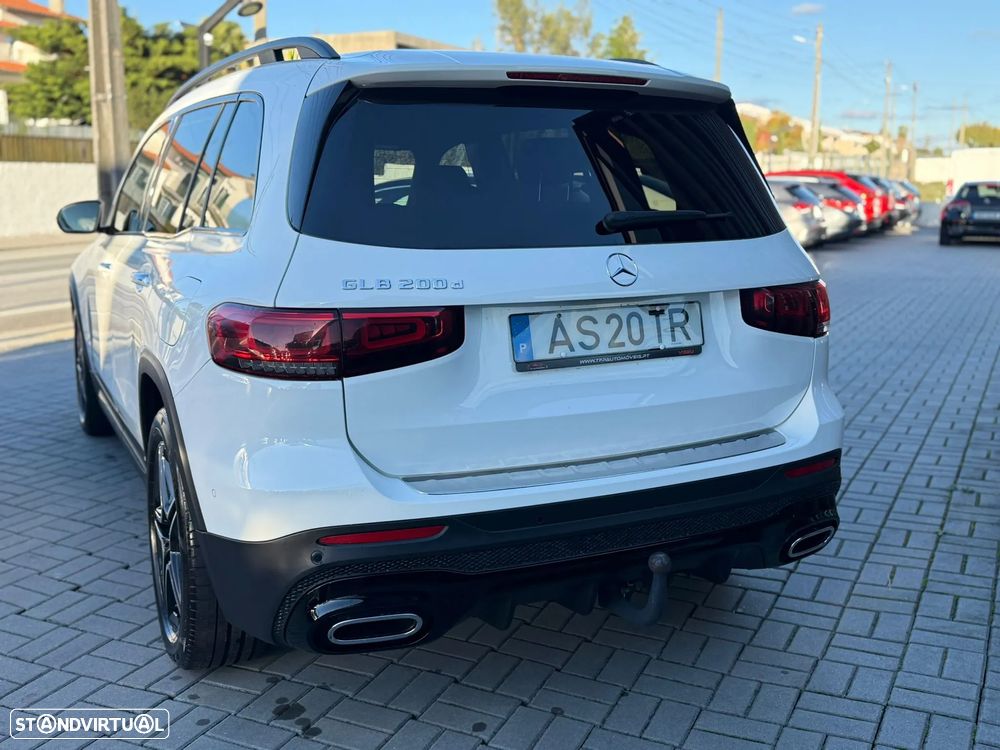 Mercedes-Benz GLB 200 d AMG Line - 15