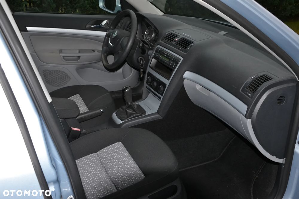Skoda Octavia 1.8 T FSI Ambiente - 6