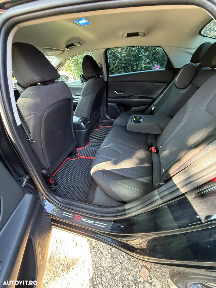Hyundai Elantra 1.6 l 123 CP 6MT Exclusive - 7