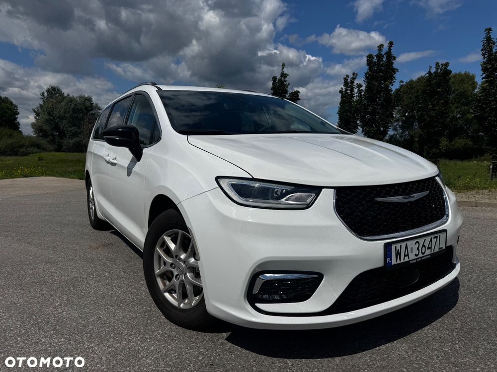 Chrysler Pacifica - 3