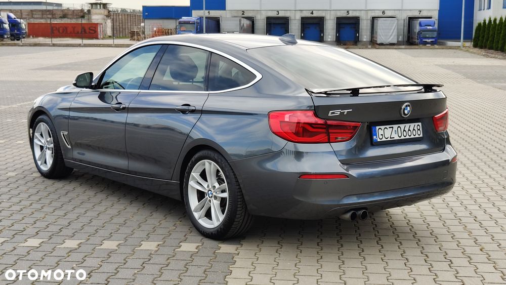 BMW 3GT 320i Sport Line - 36