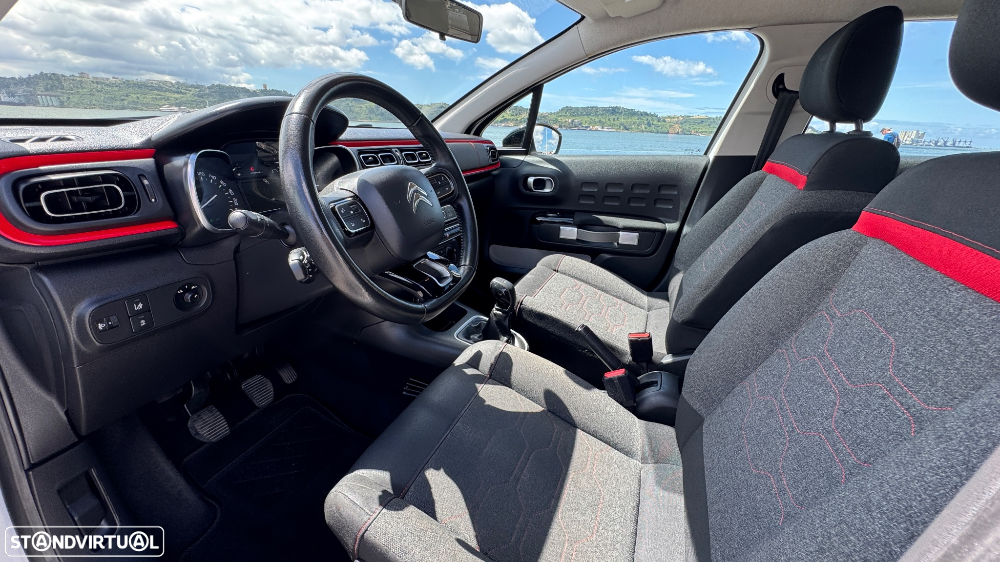 Citroën C3 1.2 PureTech Feel - 19