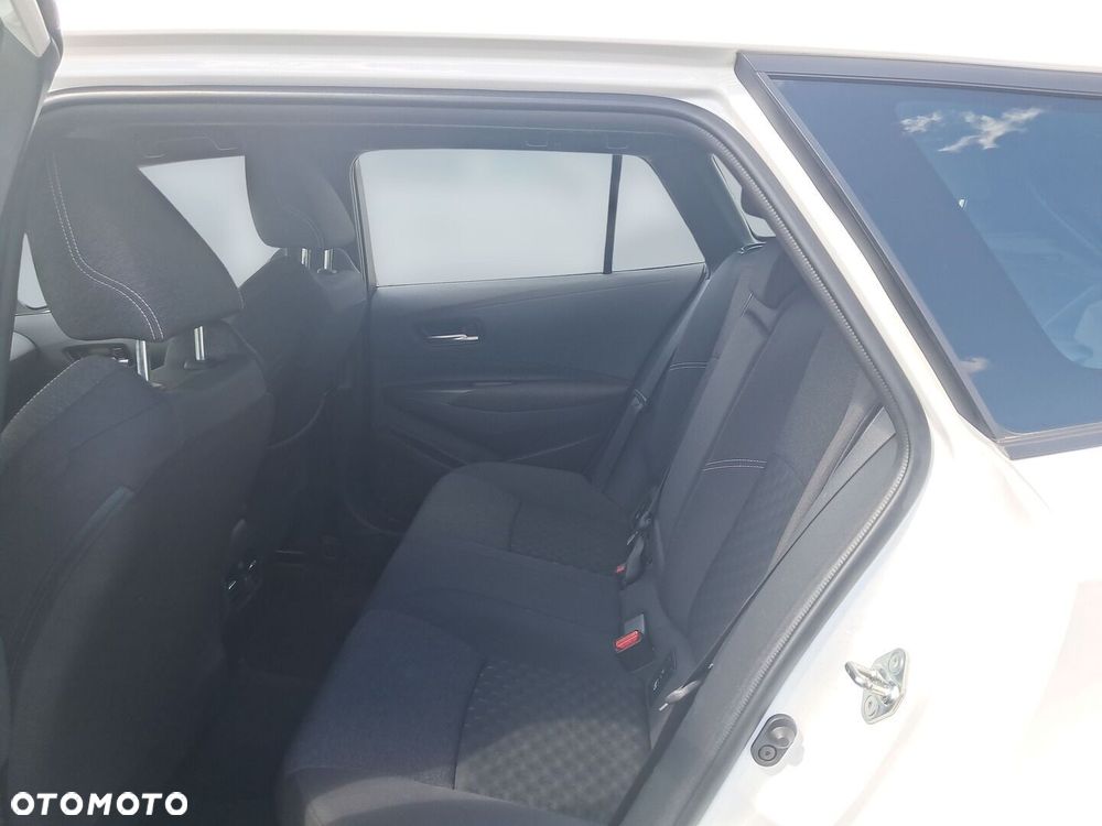Toyota Corolla 1.8 Hybrid Comfort - 19