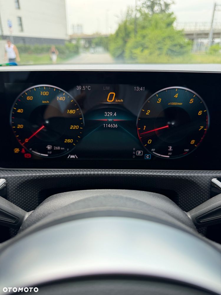 Mercedes-Benz Klasa A 250 7G-DCT AMG Line - 24