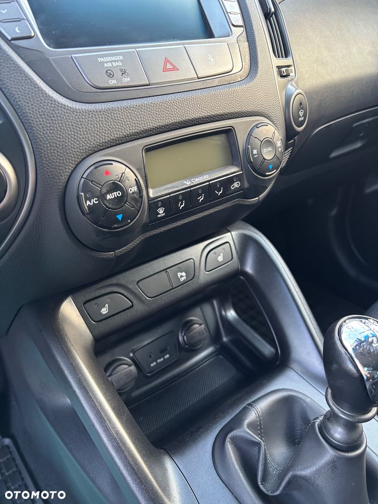 Hyundai ix35 1.6 2WD Fifa World Cup Edition - 30