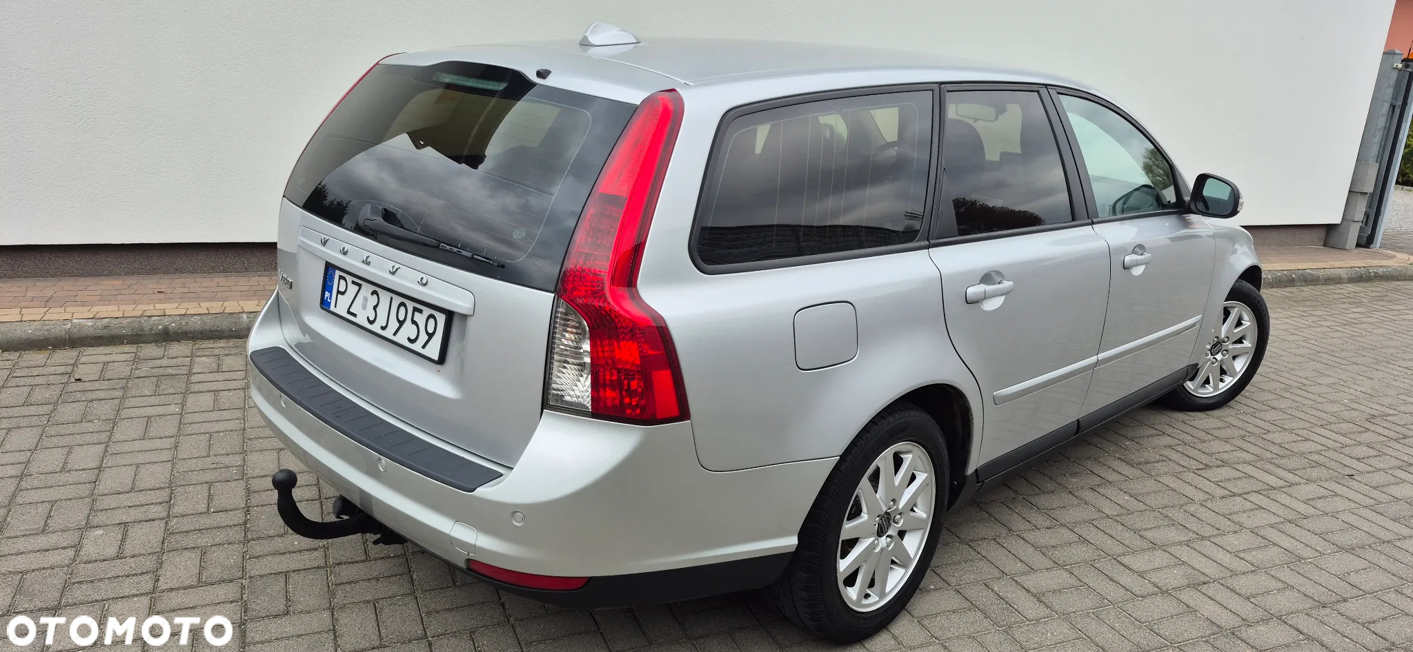 Volvo V50 2.0D R-Design Kinetic - 4