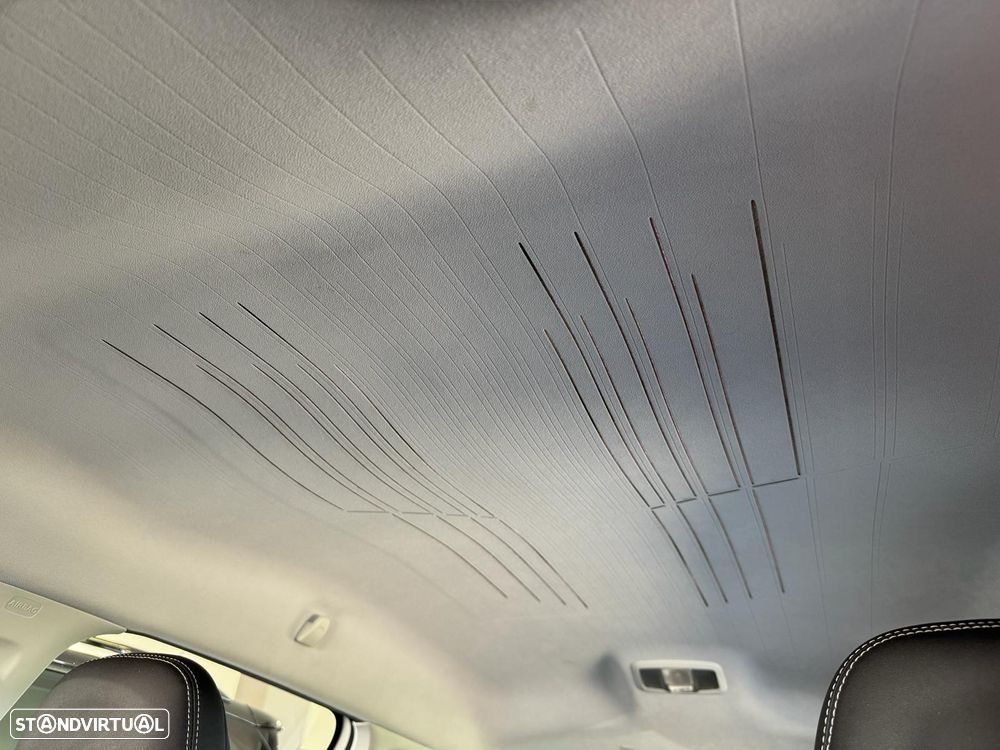 Peugeot 2008 PureTech 110 Stop&Start Allure - 16