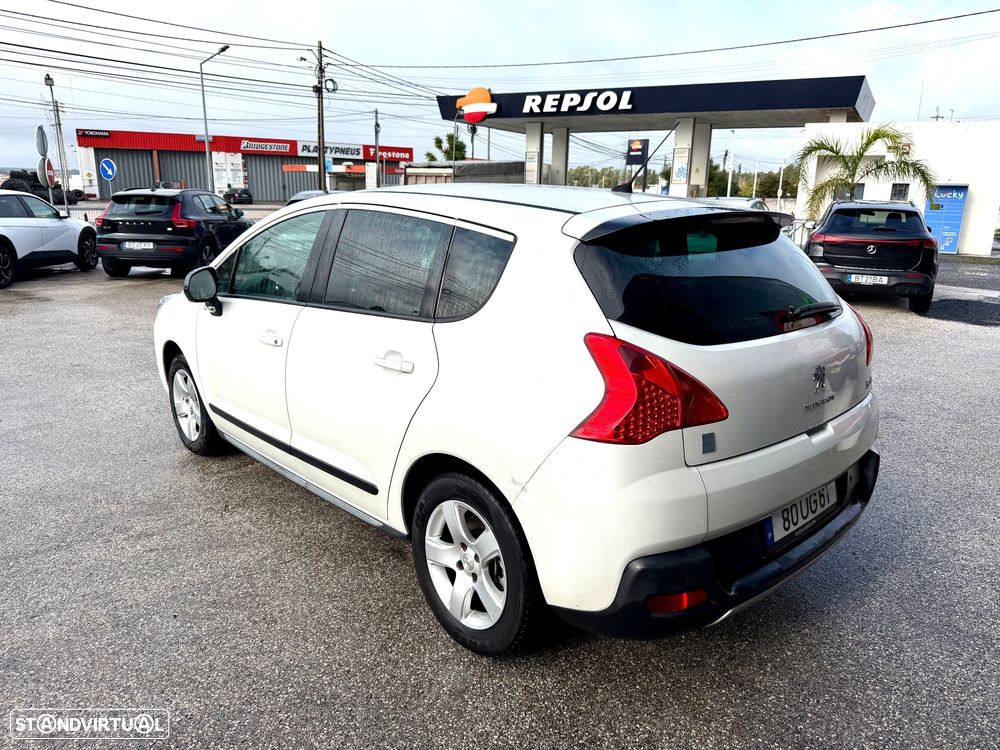 Peugeot 3008 2.0 HDi Hybrid4 - 3