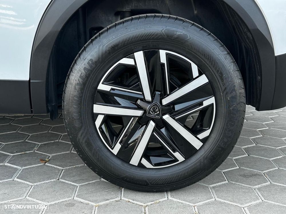 Peugeot 2008 1.2 Style - 7