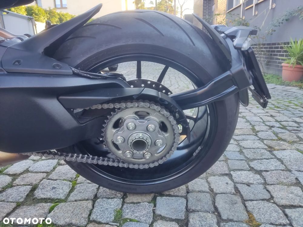 Ducati Diavel - 5