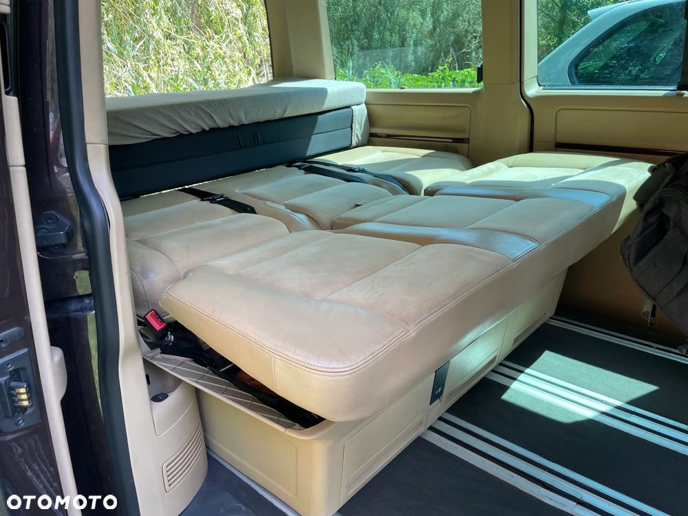 Volkswagen Multivan - 8
