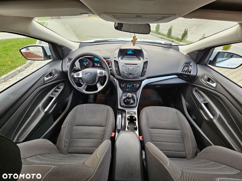 Ford Kuga - 14