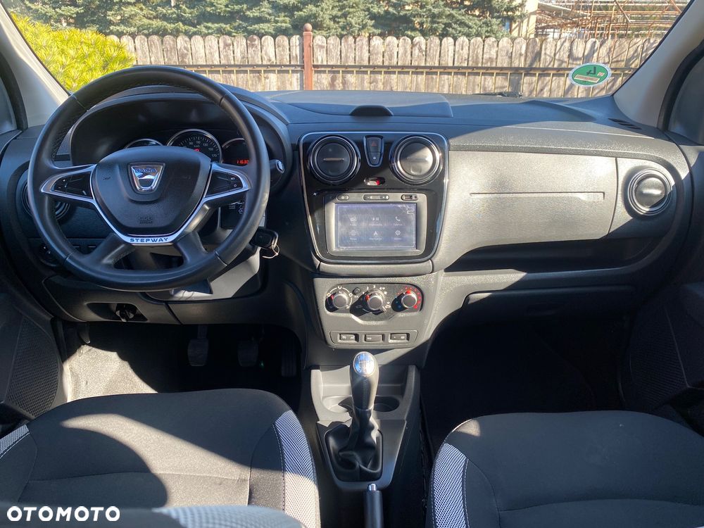 Dacia Lodgy TCe 115 Stepway - 12
