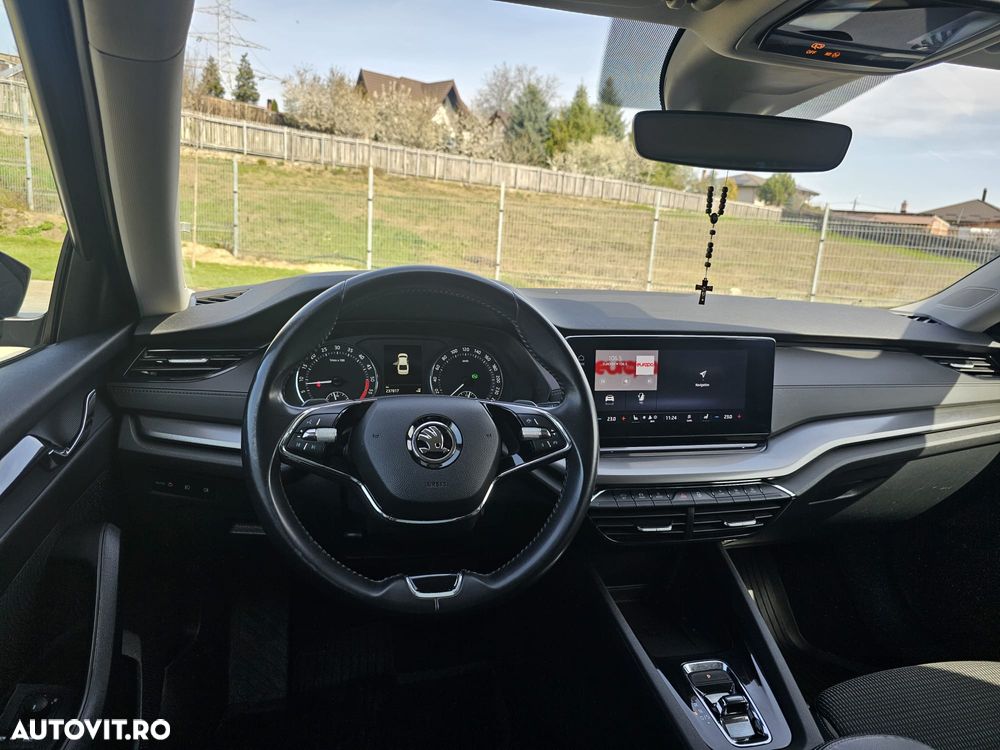 Skoda Octavia 2.0 TDI DSG Ambition - 3
