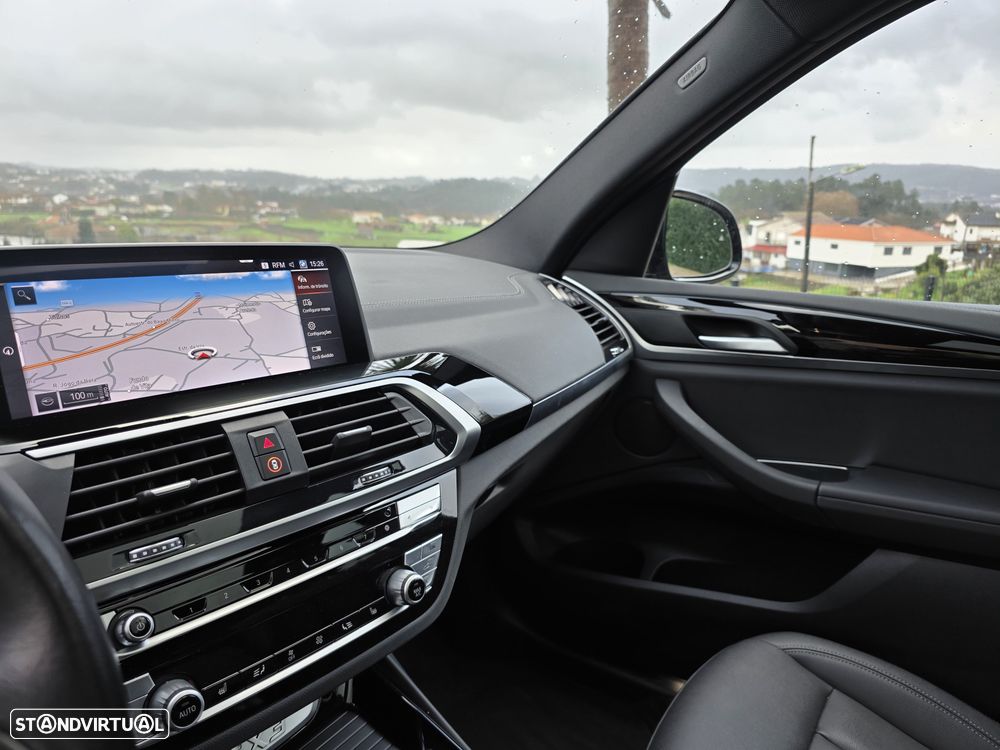 BMW iX3 Inspiring - 31