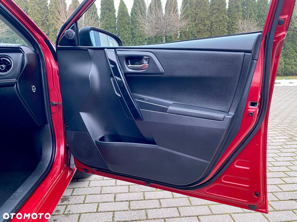 Toyota Auris 1.6 D-4D Edition S+ - 25