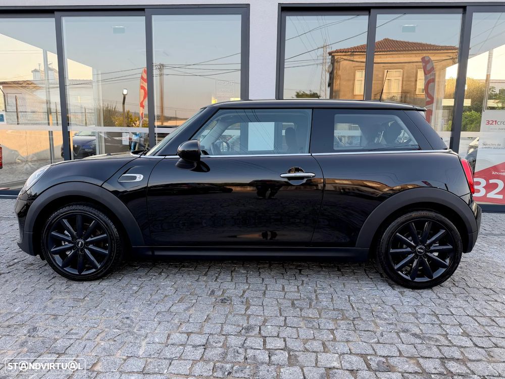 MINI 3 Portas One D - 17